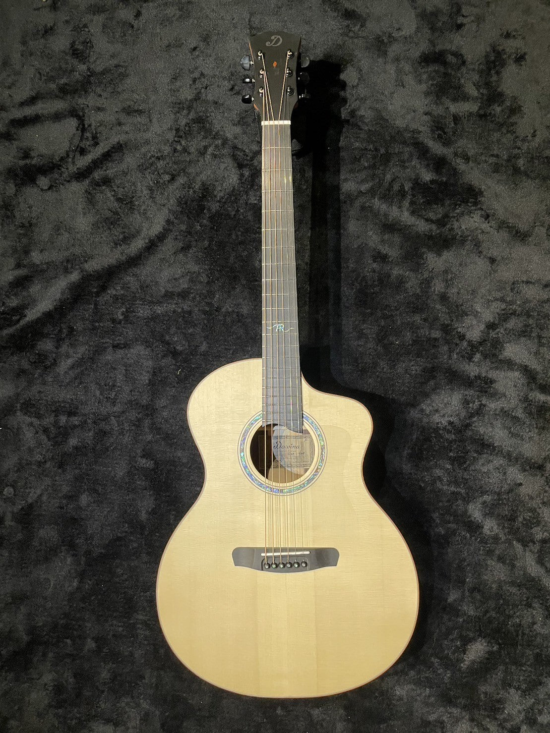 Dowina 手工全單吉他 Amber Road M GAC-sws